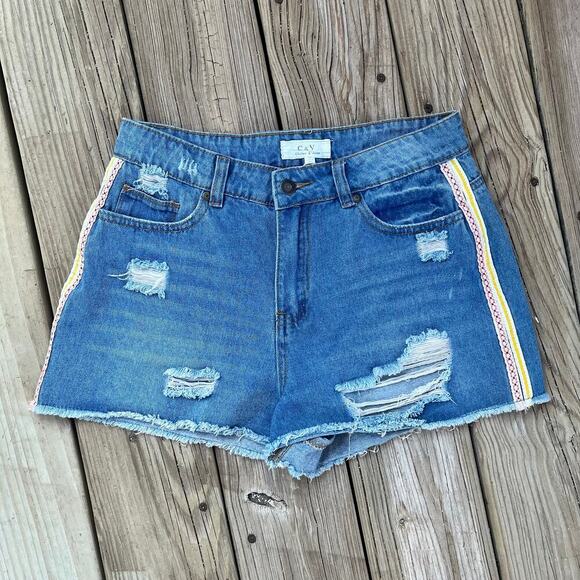 Chelsea & Violet Women's Distressed Cut Off Denim High Rise Shorts Size 27. NEW - Picture 3 of 12